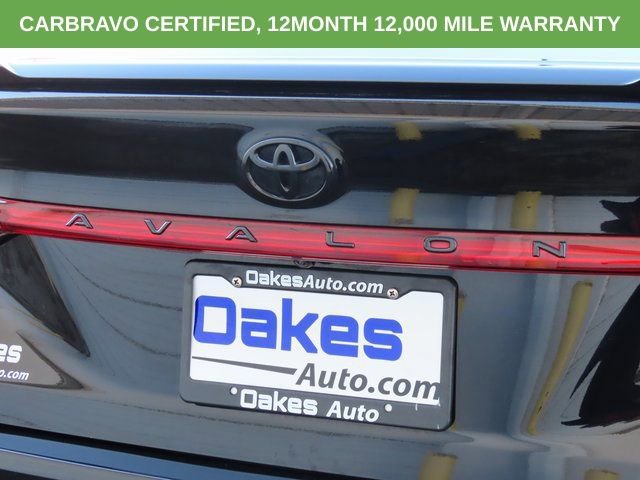 Used 2021 Toyota Avalon XSE image 18