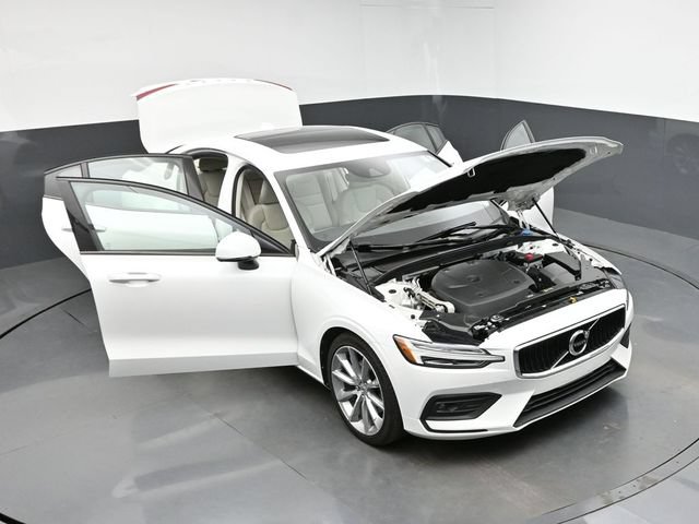 Used 2021 Volvo S60 T5 Momentum w/ Premium Package FWD image 43