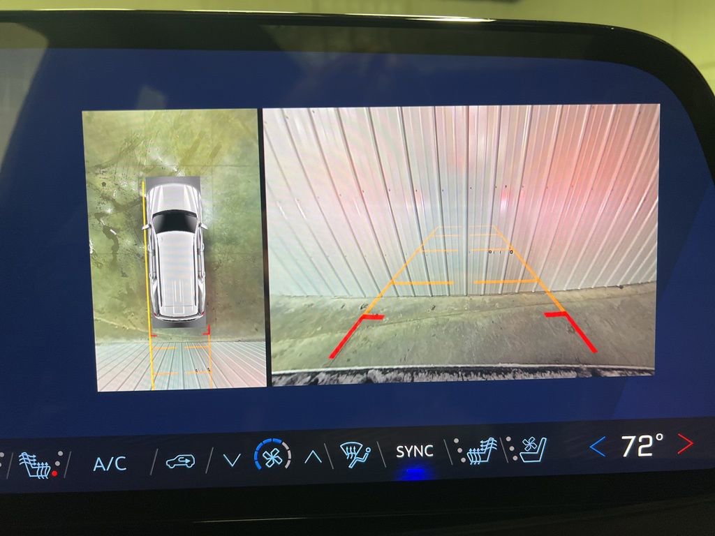 New 2026 Chevrolet Tahoe High Country image 18