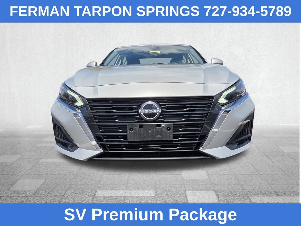 Used 2024 Nissan Altima 2.5 SV w/ SV Premium Package FWD image 6
