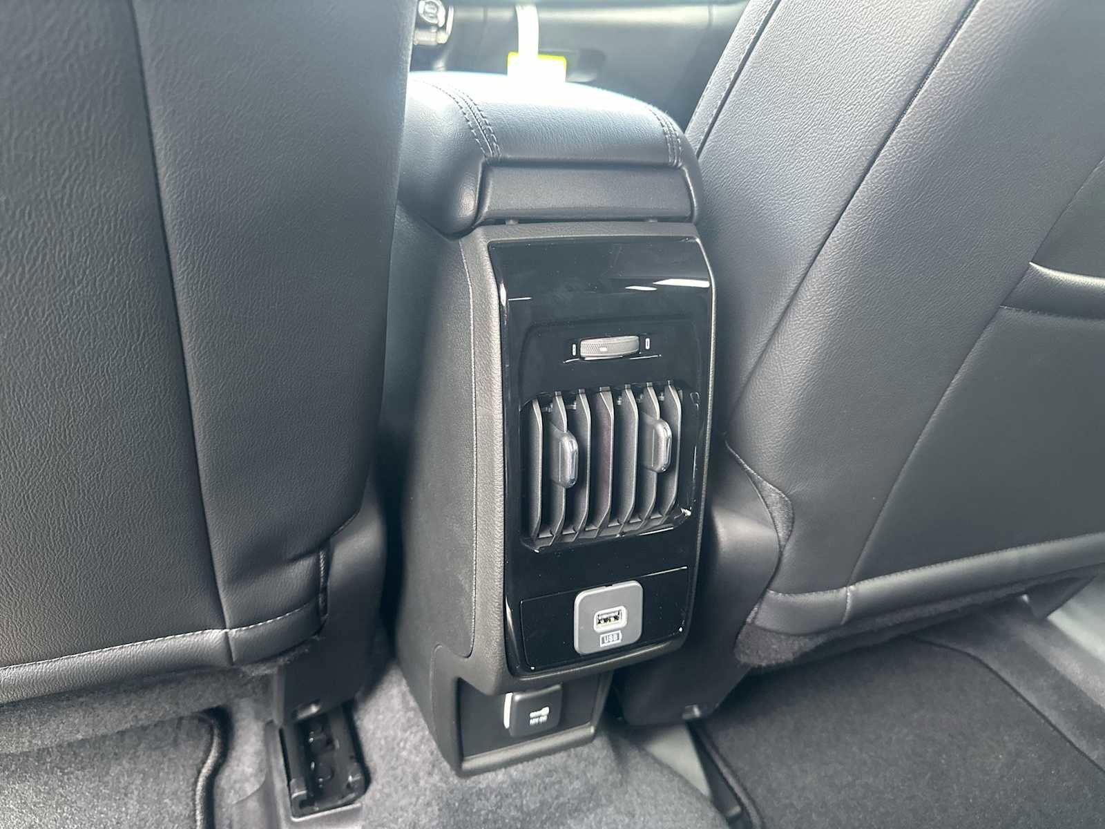 New 2026 Jeep Compass Latitude image 20