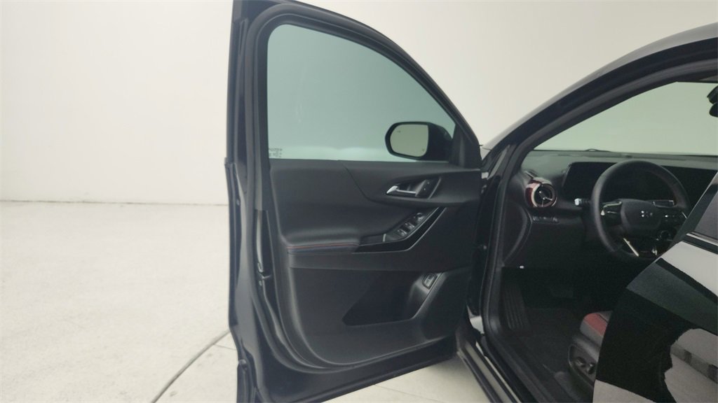 Certified 2026 Chevrolet Equinox RS image 22