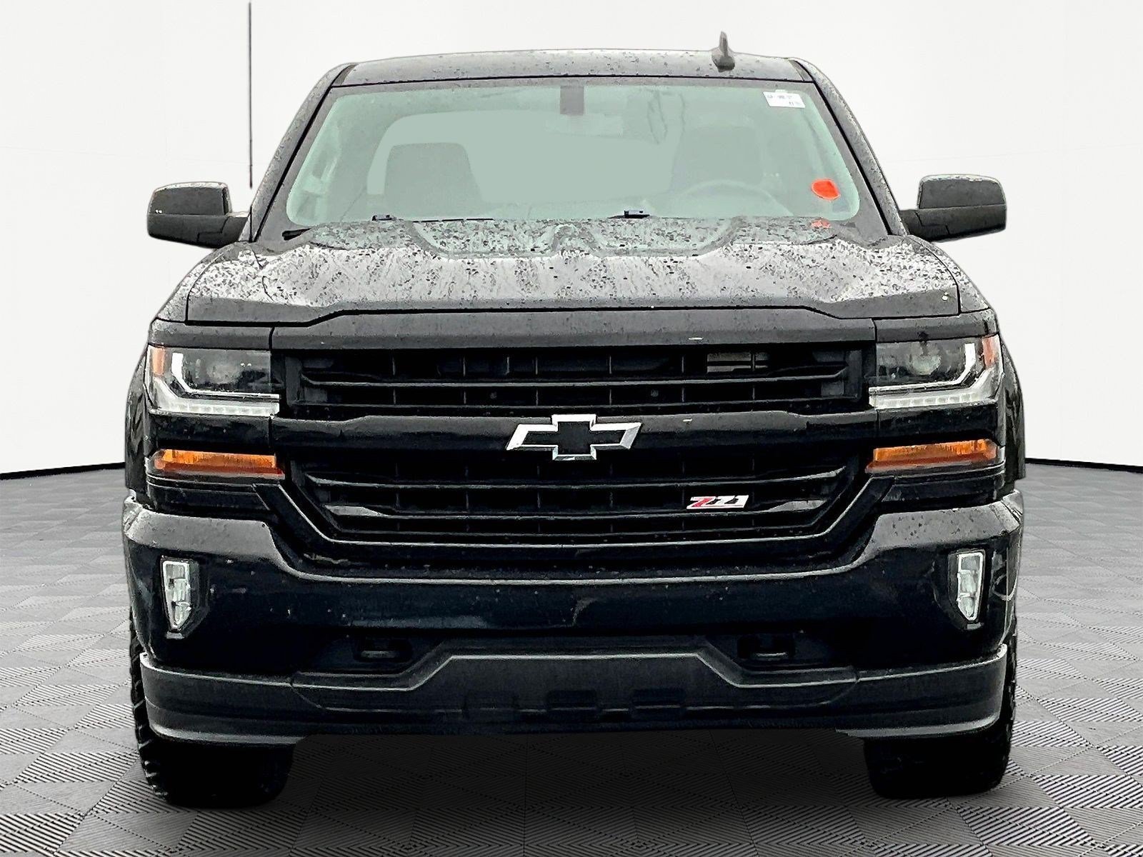 Used 2019 Chevrolet Silverado 1500 LT w/ All Star Edition AWD/4WD image 2
