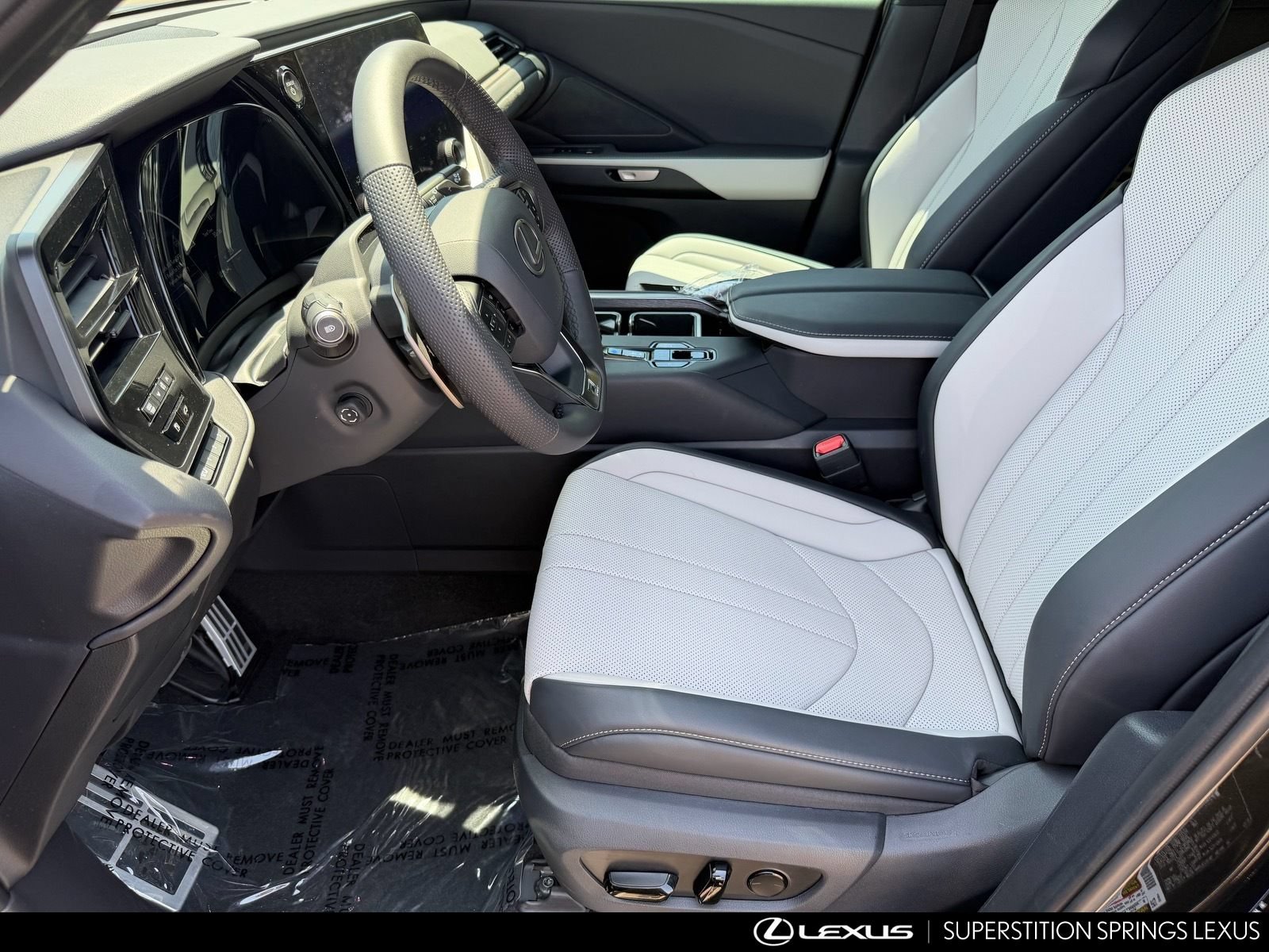 Certified 2026 Lexus TX 500h AWD w/ Technology Package image 12