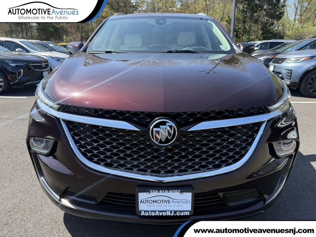 Used 2022 Buick Enclave Avenir image 1