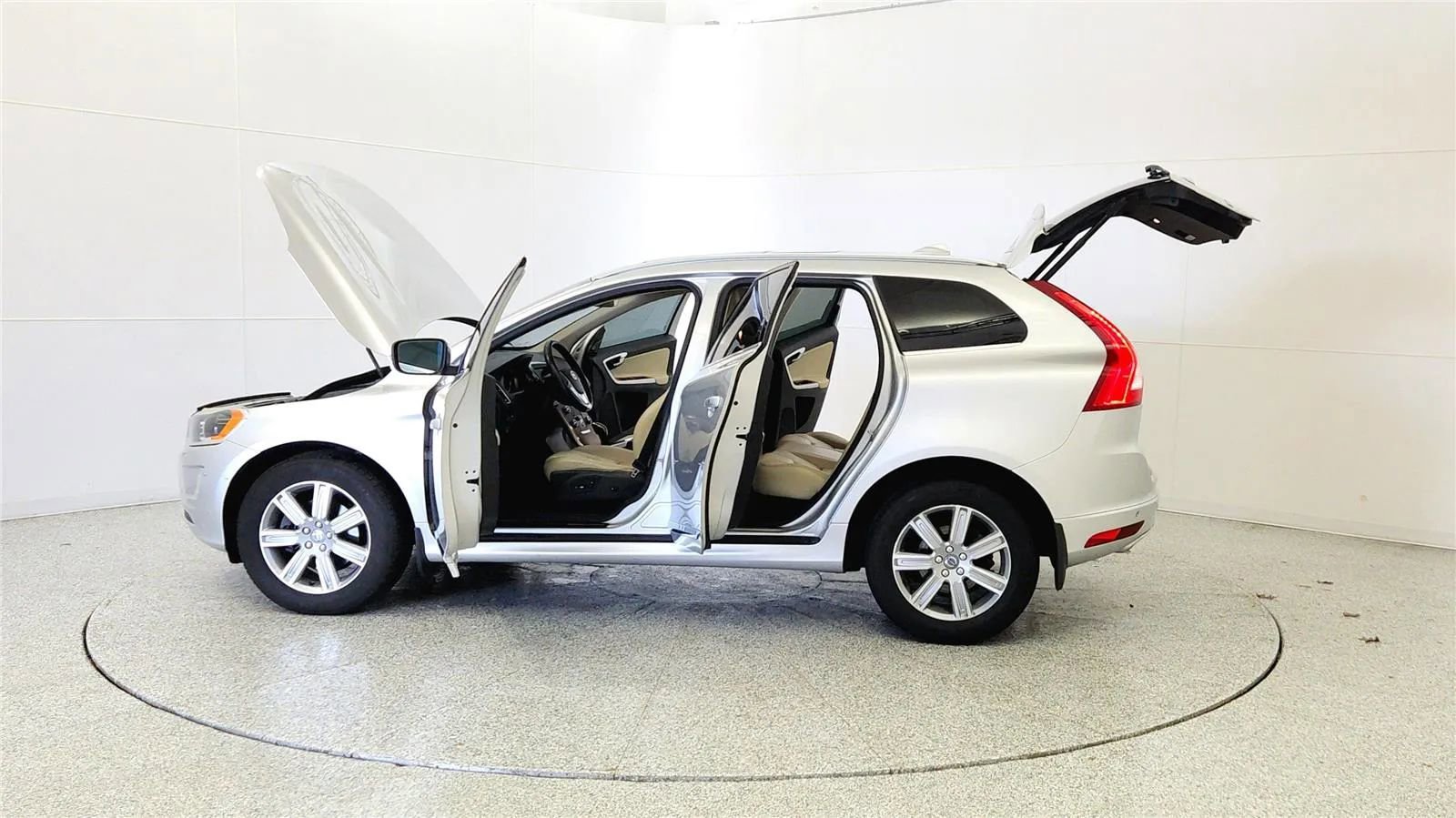 Used 2017 Volvo XC60 T5 Inscription w/ Preferred Option Package AWD/4WD image 11