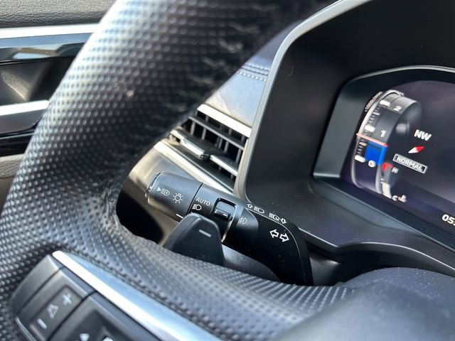 Used 2023 Mitsubishi Outlander SE image 25