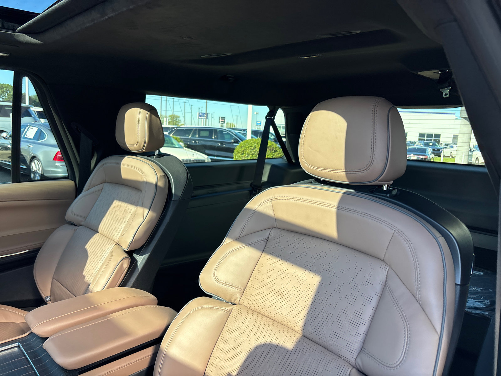 New 2025 Lincoln Navigator L Black Label image 27