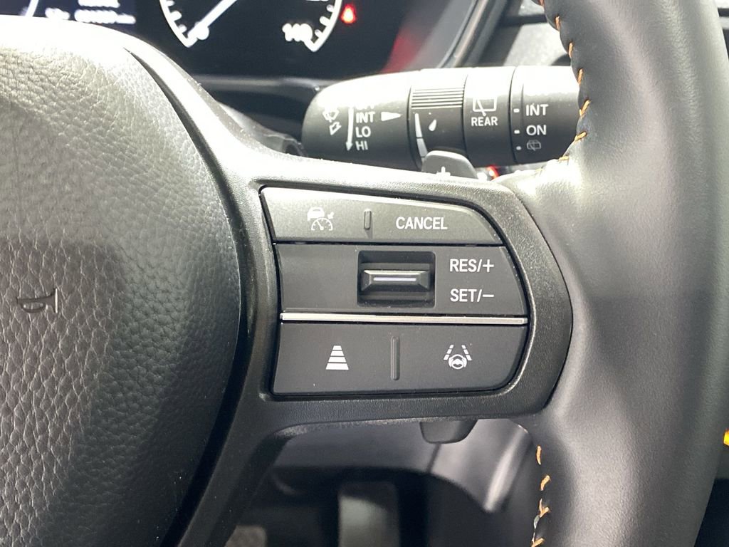 Used 2025 Honda CR-V Sport-L image 33