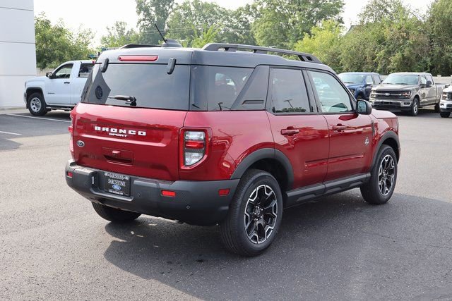 New 2025 Ford Bronco Sport Outer Banks image 3