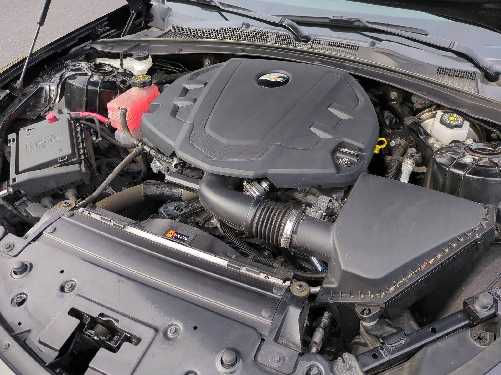 Used 2024 Chevrolet Camaro LT w/ RS Package image 33