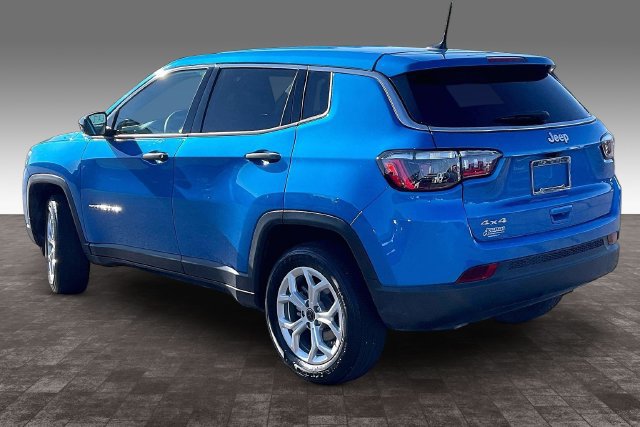 Certified 2025 Jeep Compass Sport AWD/4WD image 12