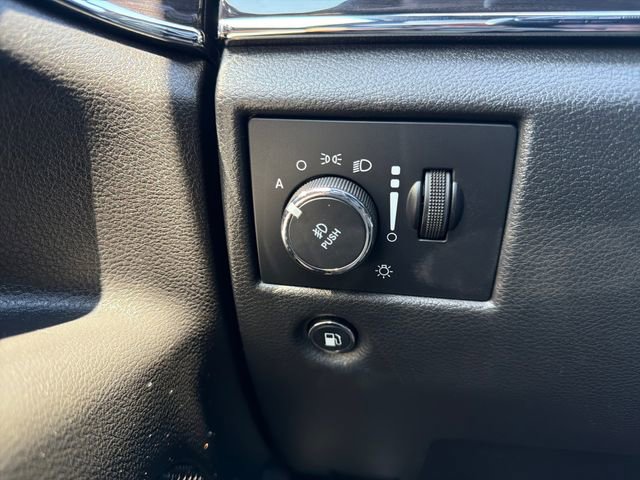 Used 2021 Jeep Grand Cherokee Overland AWD/4WD image 20