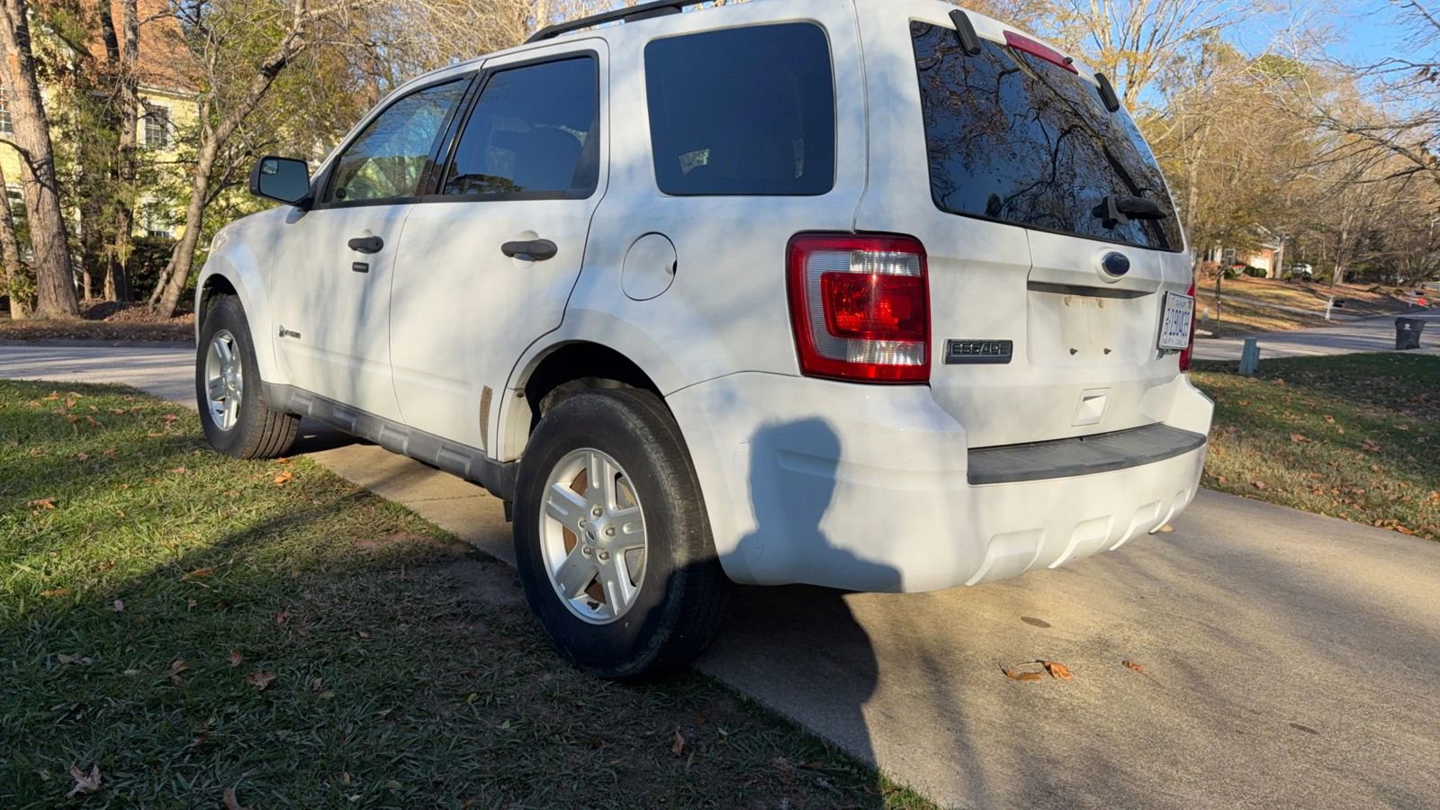 Used 2010 Ford Escape 2WD Hybrid image 5