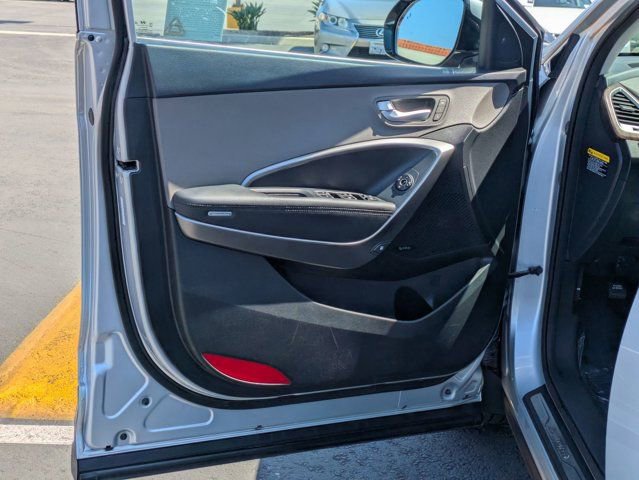 Used 2017 Hyundai Santa Fe Limited w/ Cargo Package AWD/4WD image 14