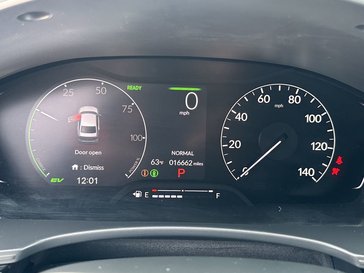 Used 2025 Honda Civic Sport image 16