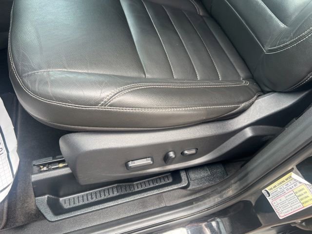Used 2015 Ford Escape Titanium FWD image 16