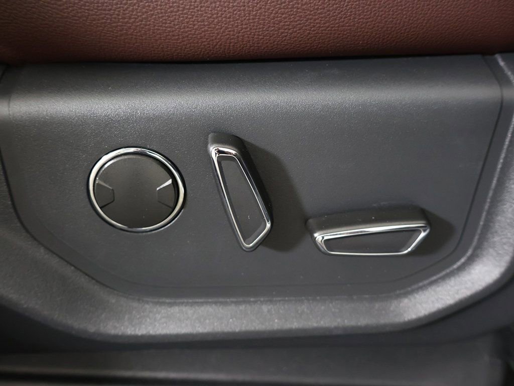 Used 2023 Ford Expedition Max Limited image 40