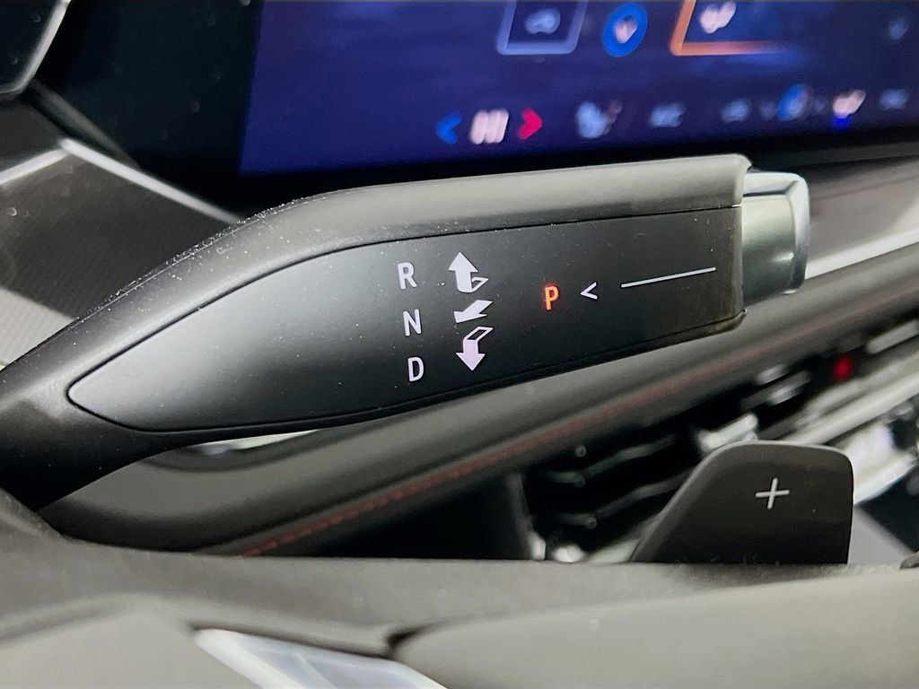 New 2026 Chevrolet Suburban RST image 17