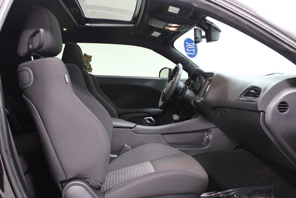 Used 2023 Dodge Challenger R/T w/ Blacktop Package image 24