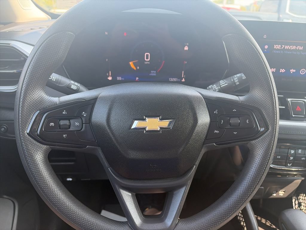 Used 2026 Chevrolet TrailBlazer LT FWD image 26