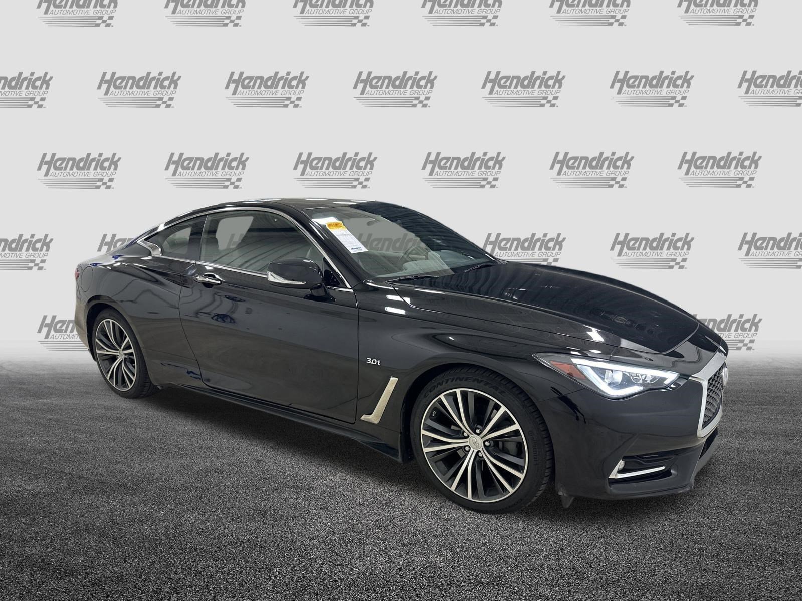 Used 2018 INFINITI Q60 3.0t Luxe w/ Sensory Package 3.0T Luxe AWD/4WD image 2