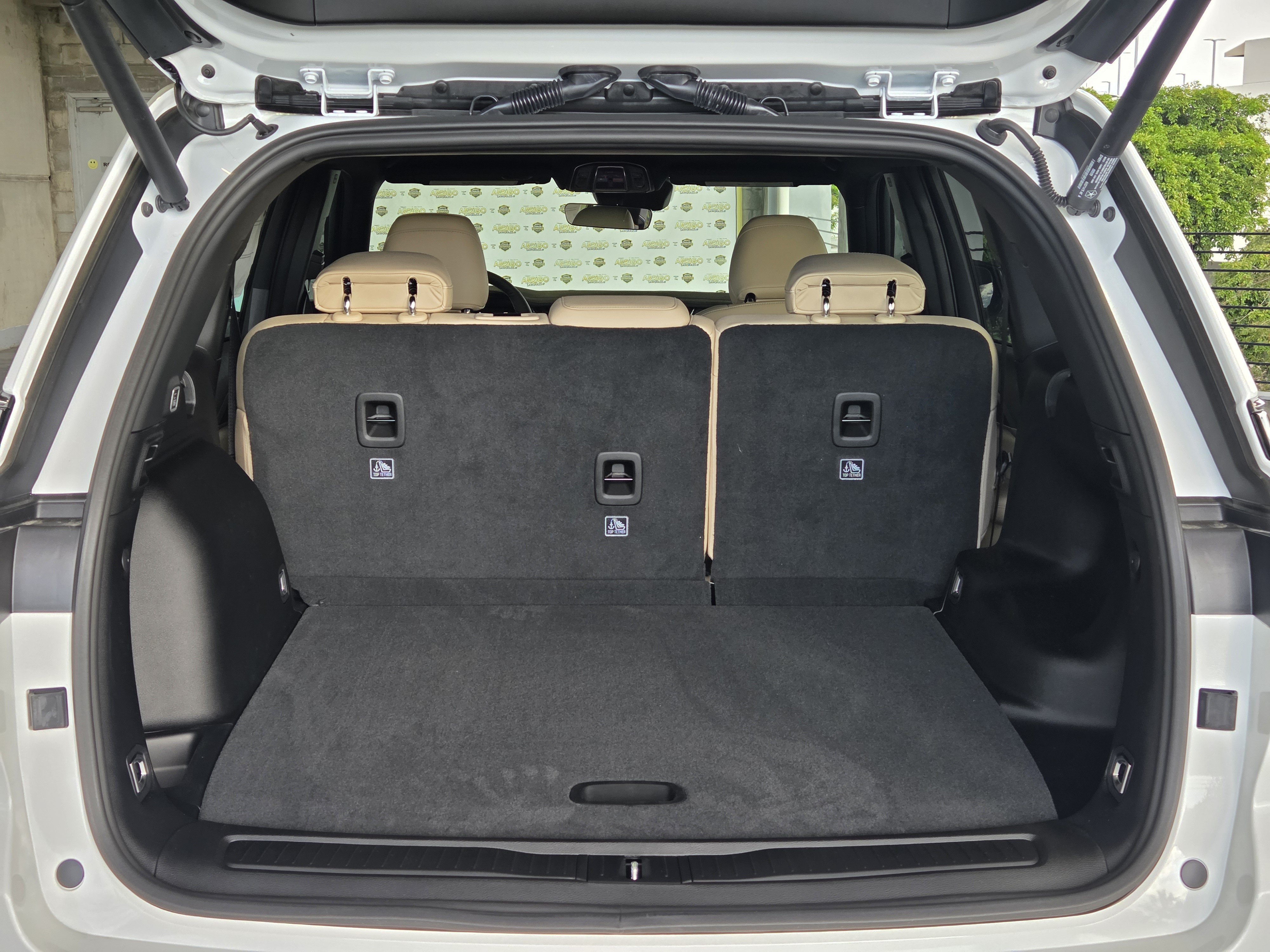 New 2025 Jeep Grand Cherokee Limited RWD image 13