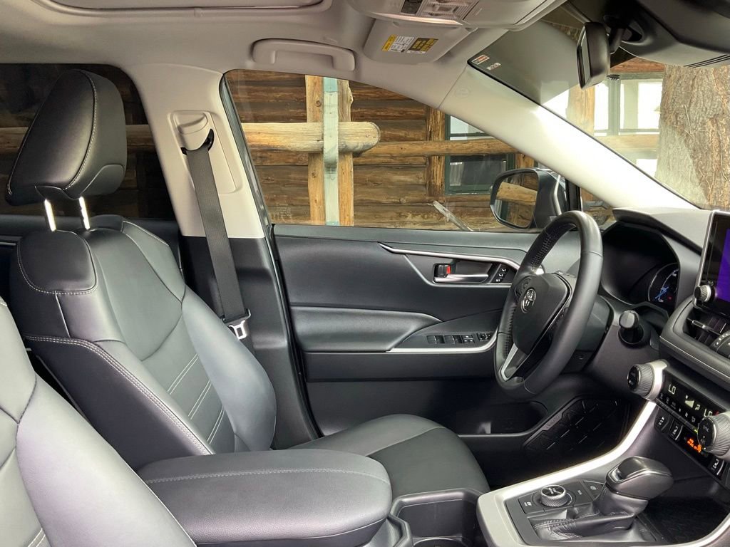 Used 2024 Toyota RAV4 XLE Premium image 51