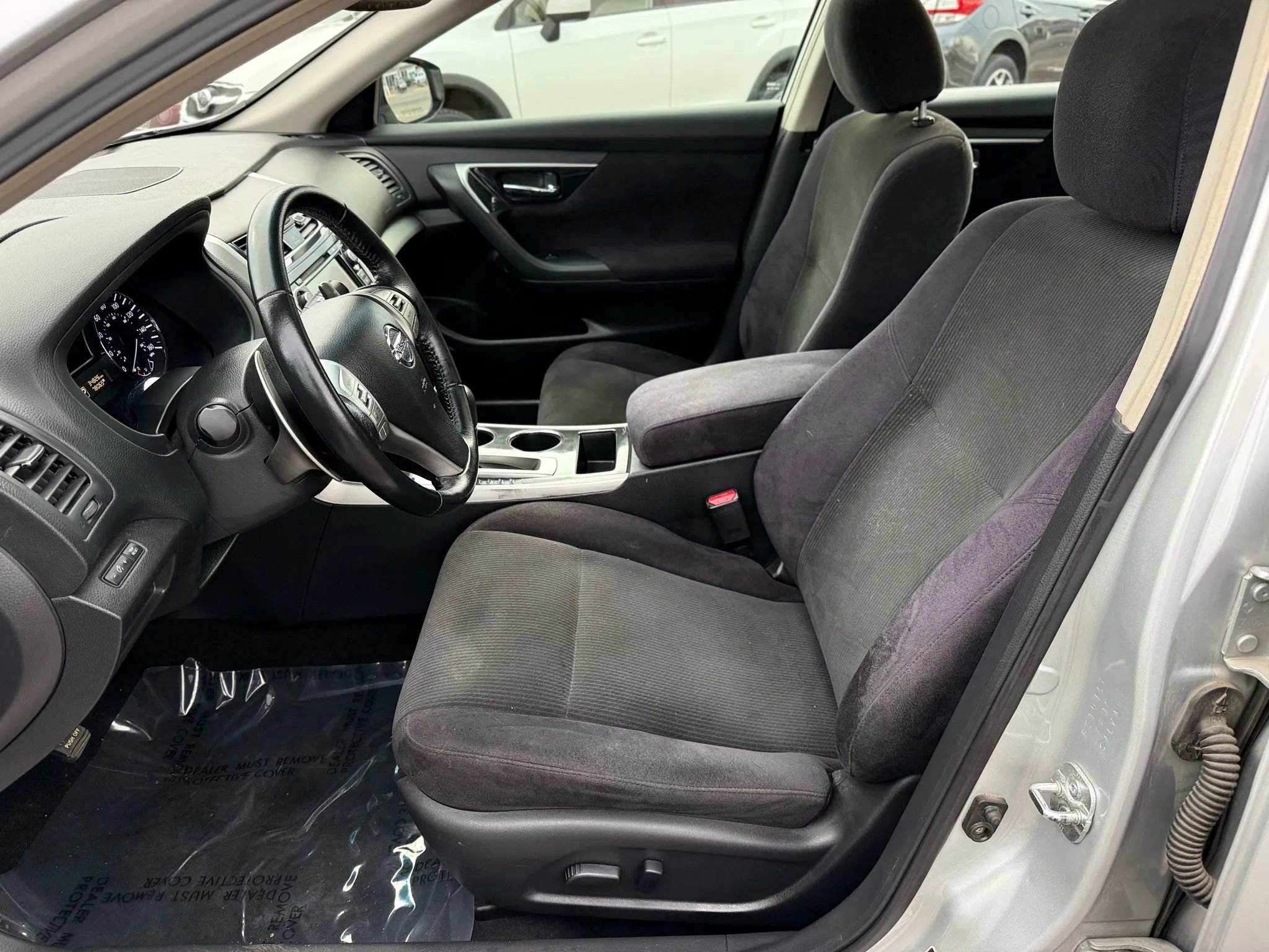 Used 2013 Nissan Altima 3.5 SV w/ Navigation Pkg image 12