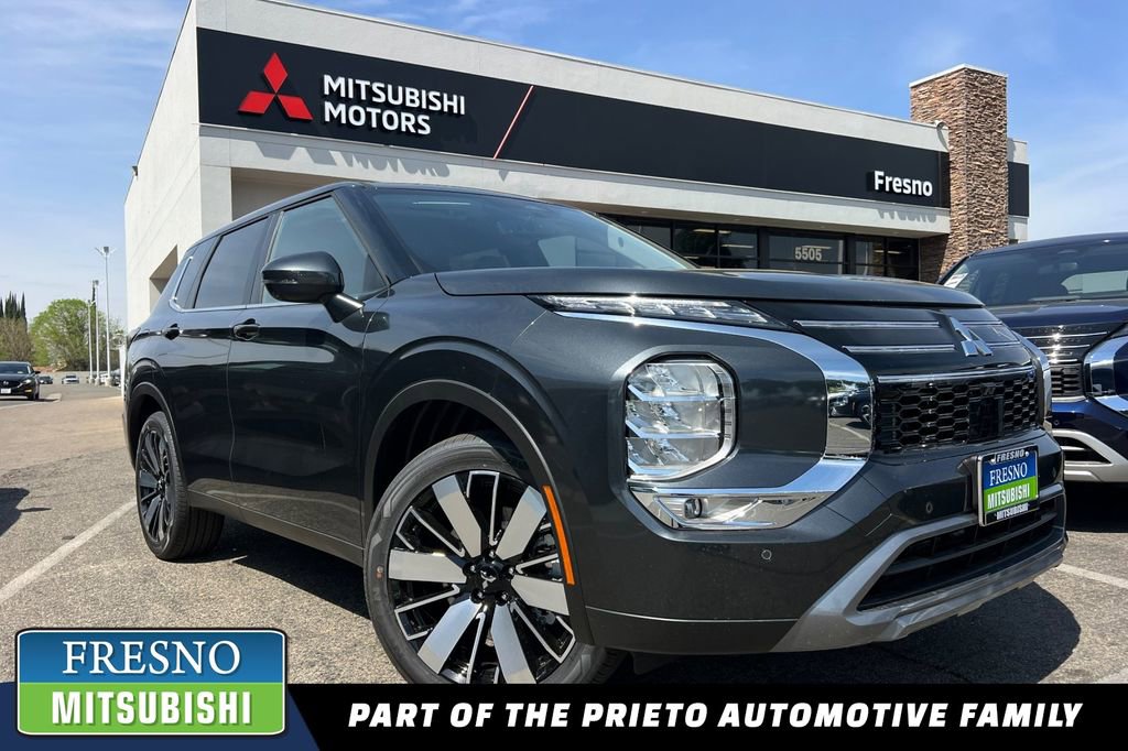 New 2026 Mitsubishi Outlander SE image 1