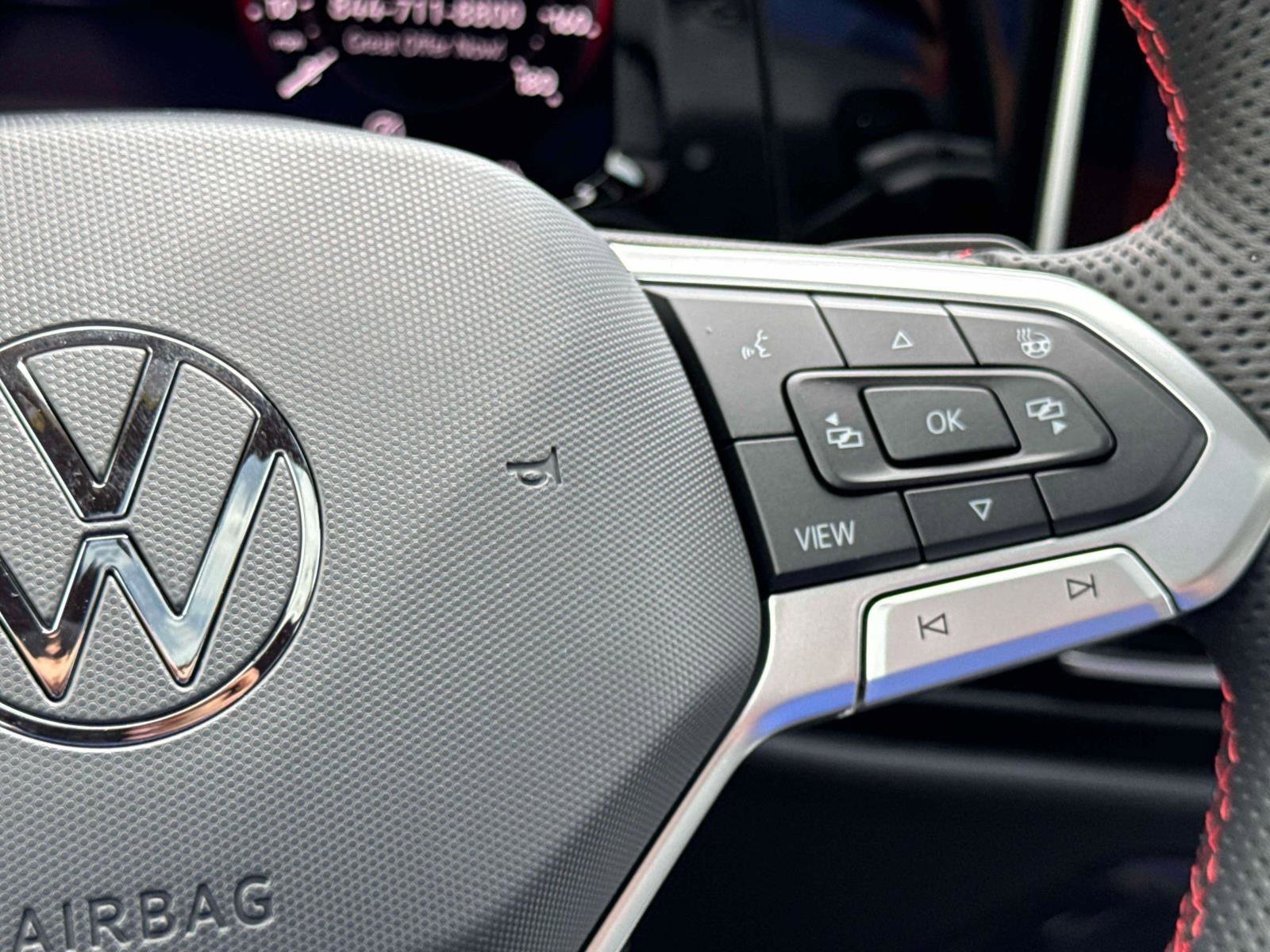 New 2025 Volkswagen GTI SE image 10