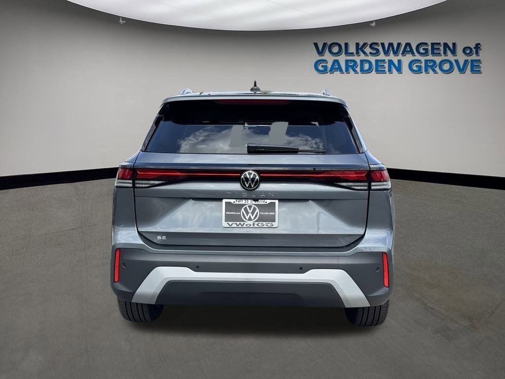 New 2025 Volkswagen Tiguan SE image 6