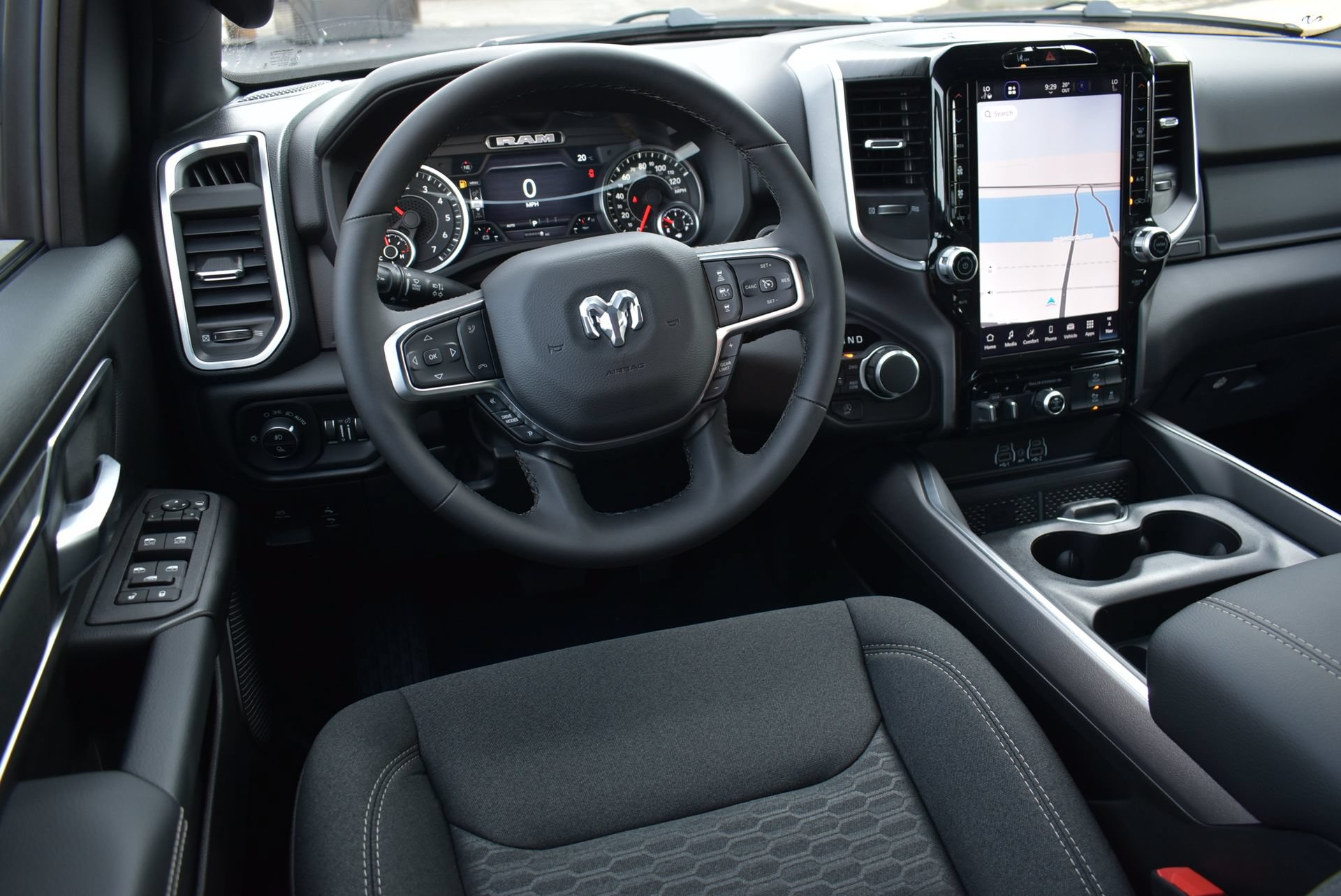 New 2027 RAM 1500 Big Horn AWD/4WD image 17