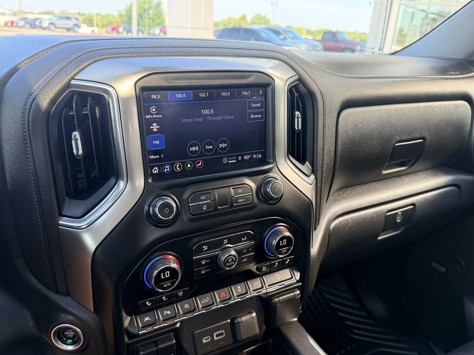 Used 2022 Chevrolet Silverado 1500 LTZ w/ LTZ Premium Package AWD/4WD image 15