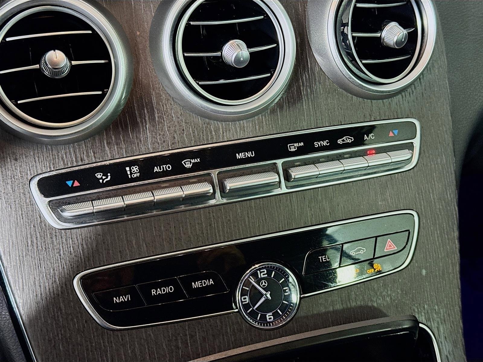 Used 2020 Mercedes-Benz C 300 4MATIC Cabriolet image 17