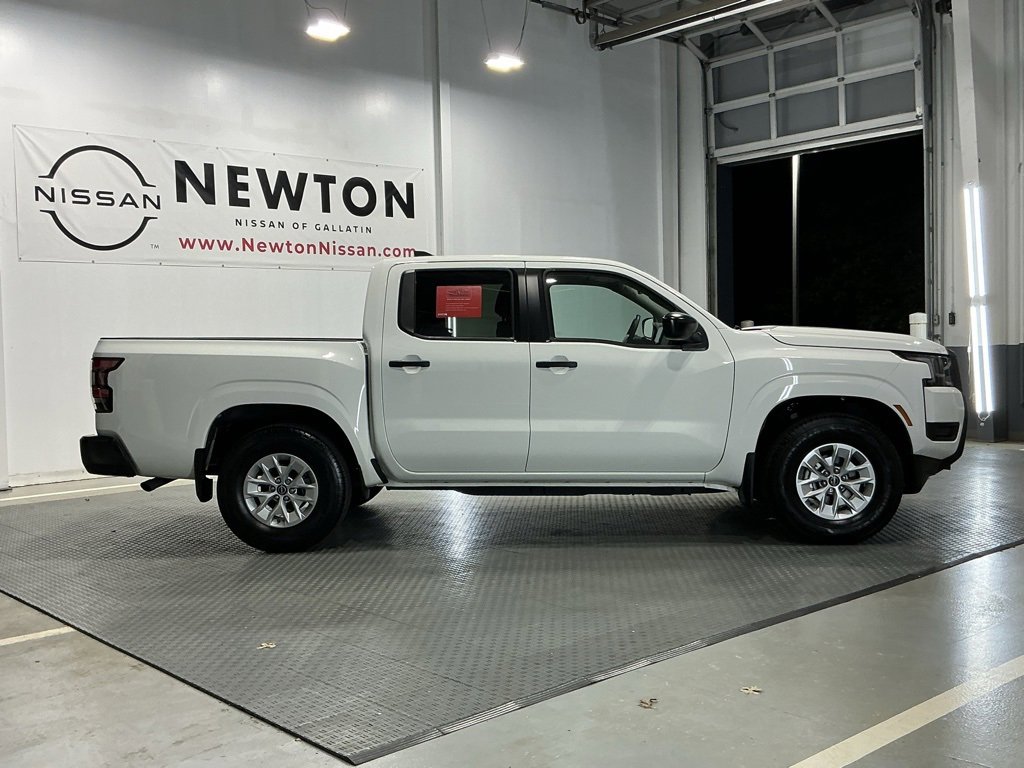 Used 2025 Nissan Frontier S w/ S Utility Package image 35