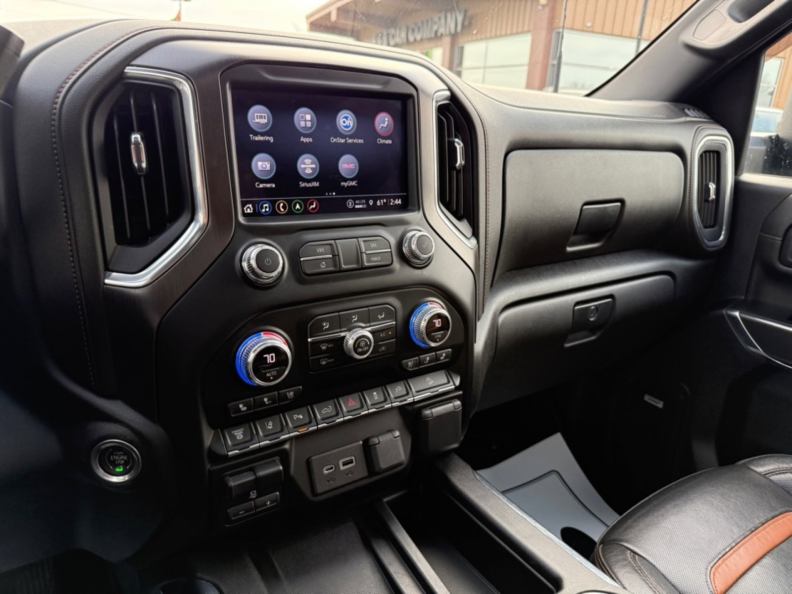 Used 2022 GMC Sierra 2500 AT4 w/ AT4 Preferred Package image 32