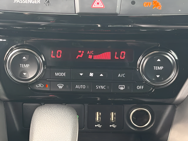 Used 2025 Mitsubishi Eclipse Cross SE AWD/4WD image 29