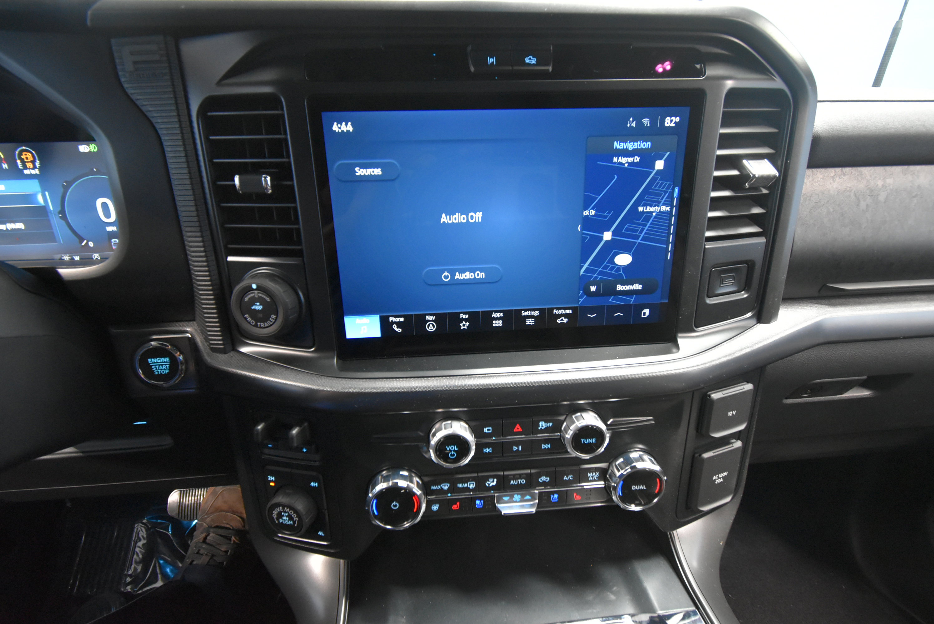 New 2025 Ford F150 Tremor w/ Equipment Group 402A High image 15