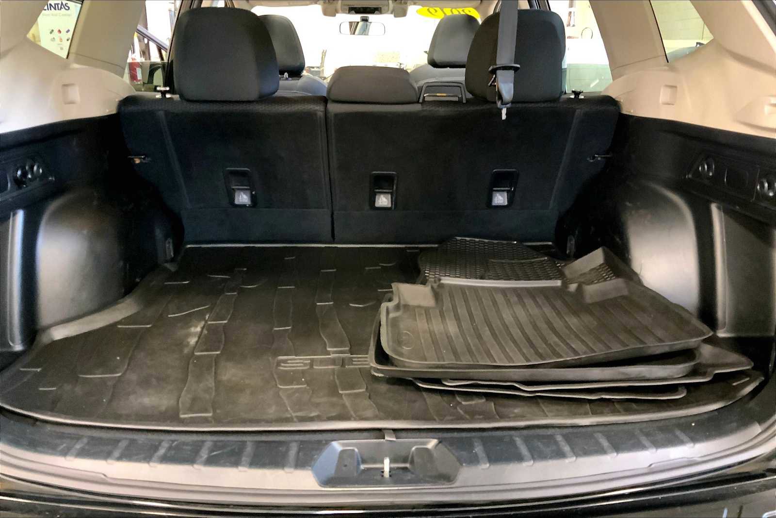 Used 2019 Subaru Forester Premium w/ All-Weather Package image 36