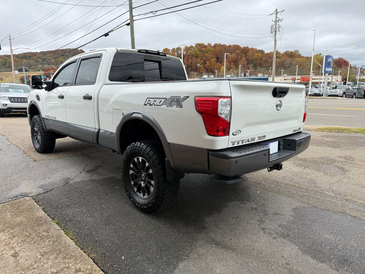 Used 2017 Nissan Titan PRO-4X image 6