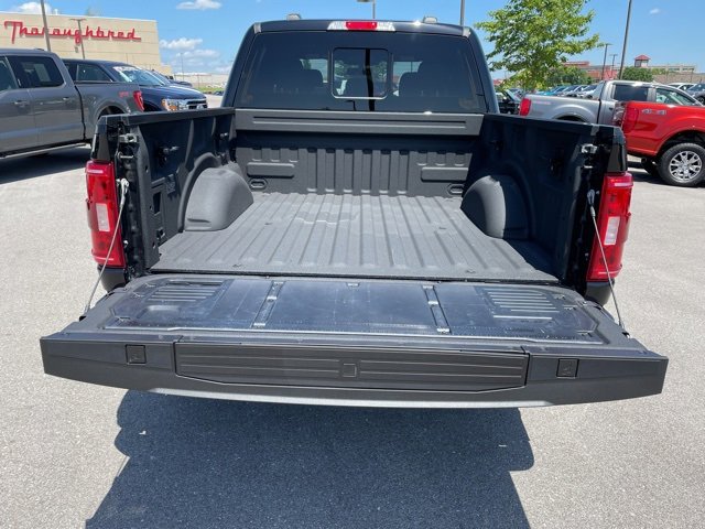 Used 2022 Ford F150 XLT w/ Equipment Group 302A High image 15