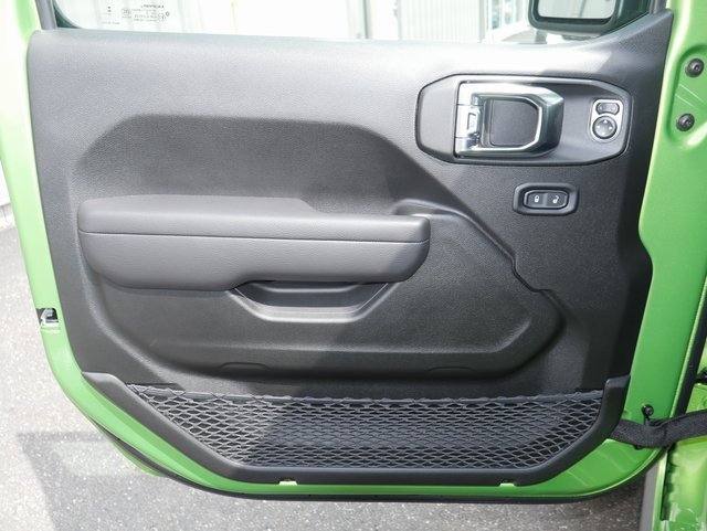 New 2025 Jeep Gladiator Mojave w/ Safety Group image 11