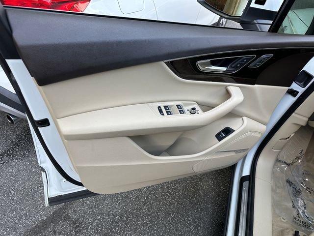 Used 2018 Audi Q7 3.0T Prestige image 13