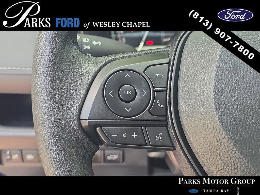 Used 2025 Toyota RAV4 XLE w/ Convenience Package image 30