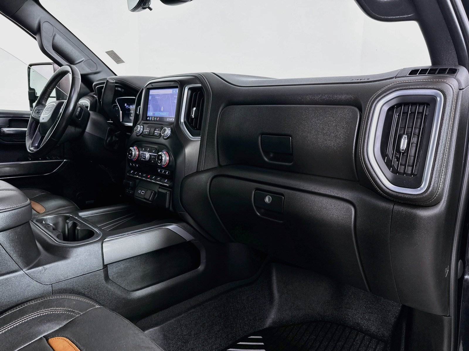 Used 2020 GMC Sierra 3500 AT4 w/ AT4 Premium Package AWD/4WD image 32