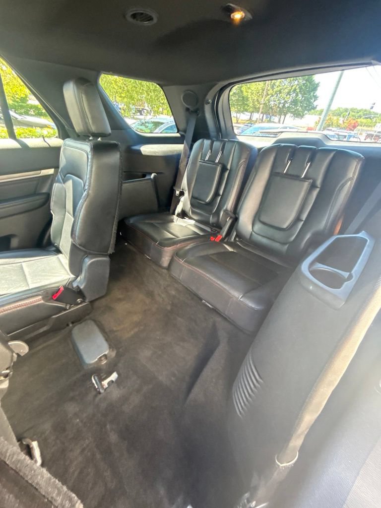Used 2016 Ford Explorer Sport AWD/4WD image 18