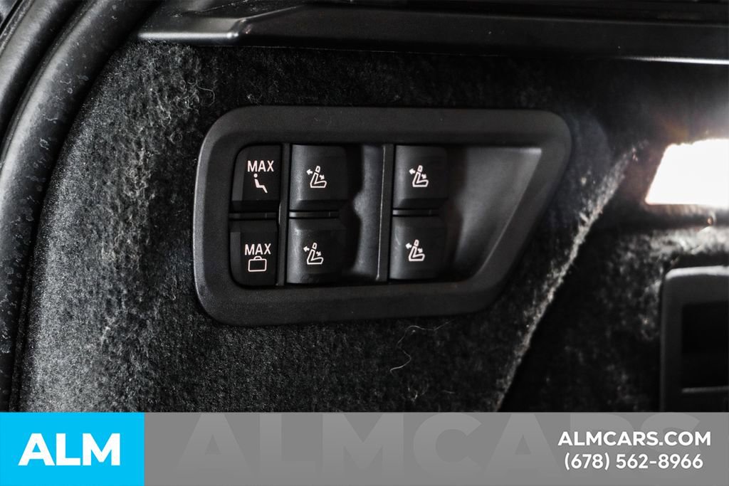 Used 2022 BMW X7 xDrive40i w/ M Sport Package image 52