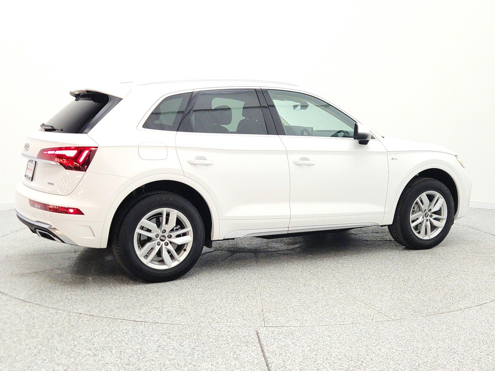 Used 2023 Audi Q5 2.0T Premium w/ Convenience Package AWD/4WD image 5