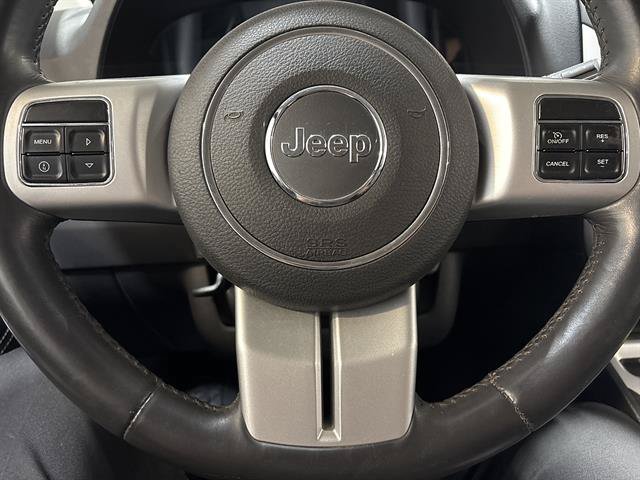 Used 2015 Jeep Compass Limited AWD/4WD image 17